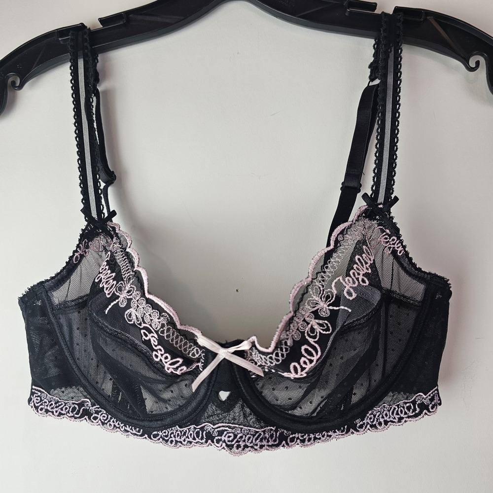 Jezebel Black Pink Lace Mesh Sheer Bra 34C Style 10354 Coquette Bow Embroidered